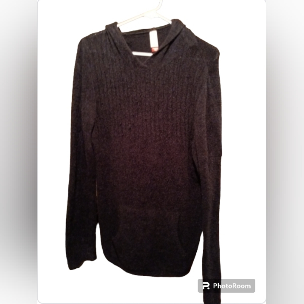 No Boundaries Black Pullover Hooded Soft Sweater